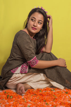 Striped Grey Straight Kurta with Weave Details