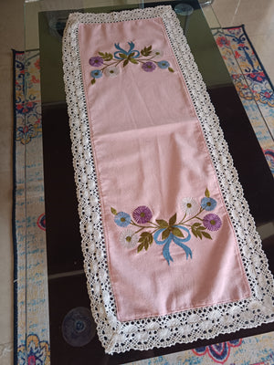 Pink runner with white lace & floral embroidery